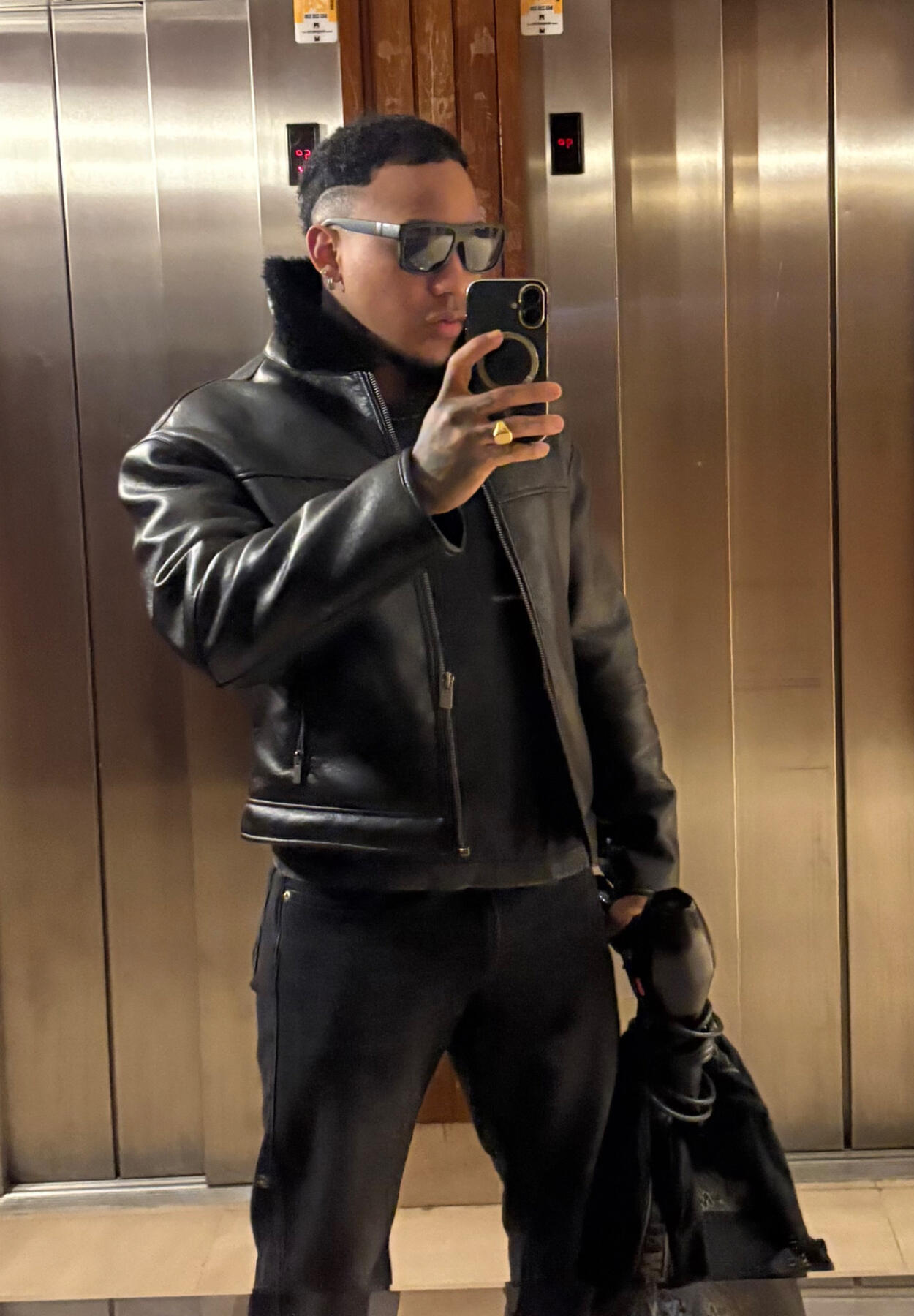 Jackson Especialista en degradados y estilista